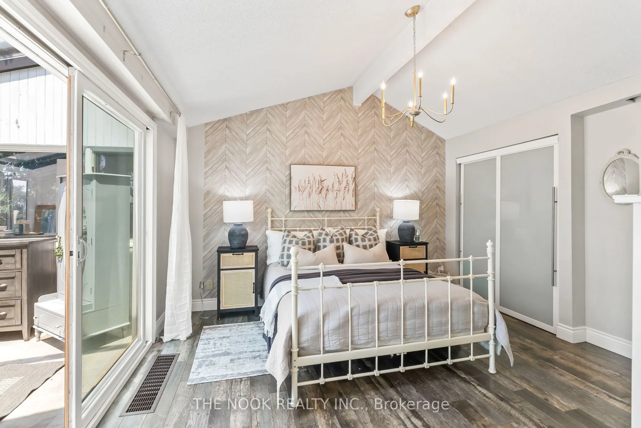 385 Fralicks Beach Road