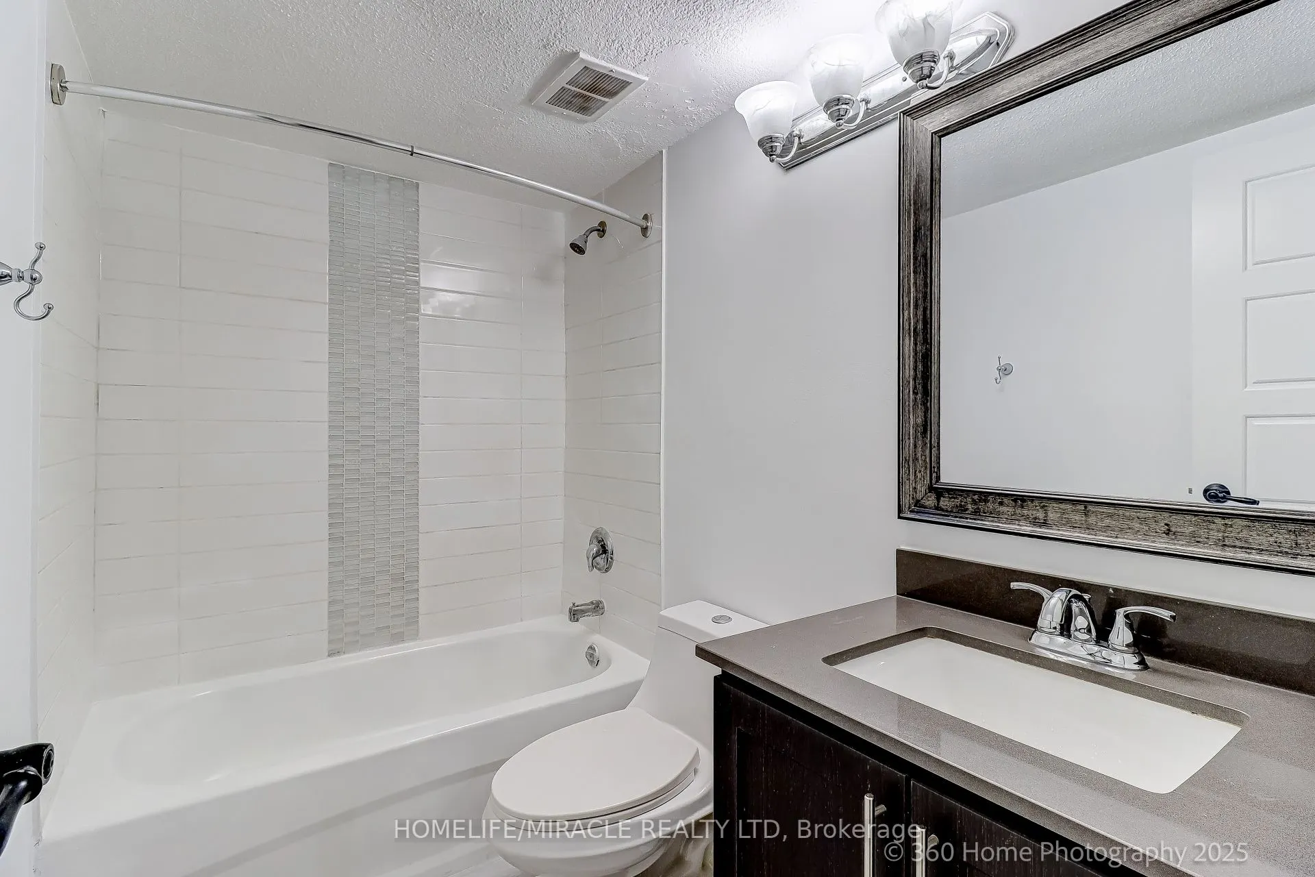 5 Massey Square, #1819