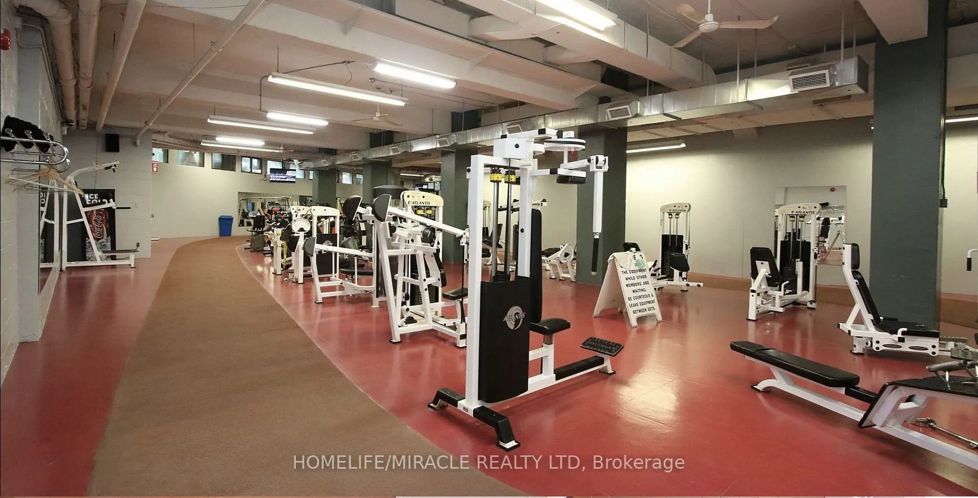 5 Massey Square, #1819
