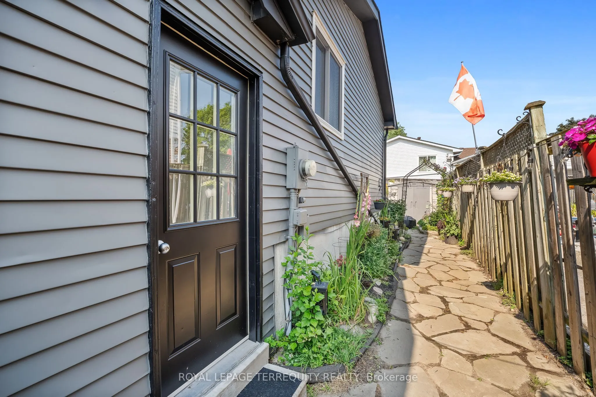 425 Lesabre Street