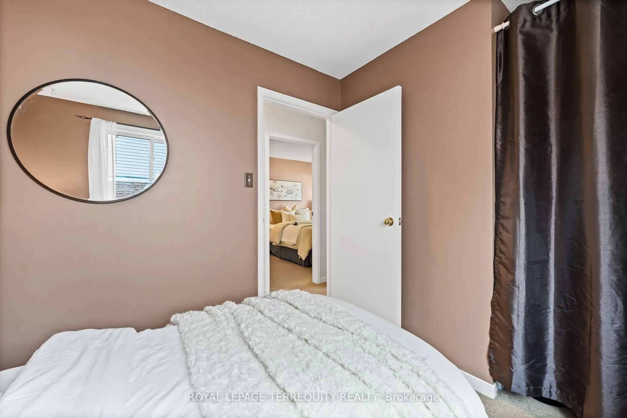 425 Lesabre Street