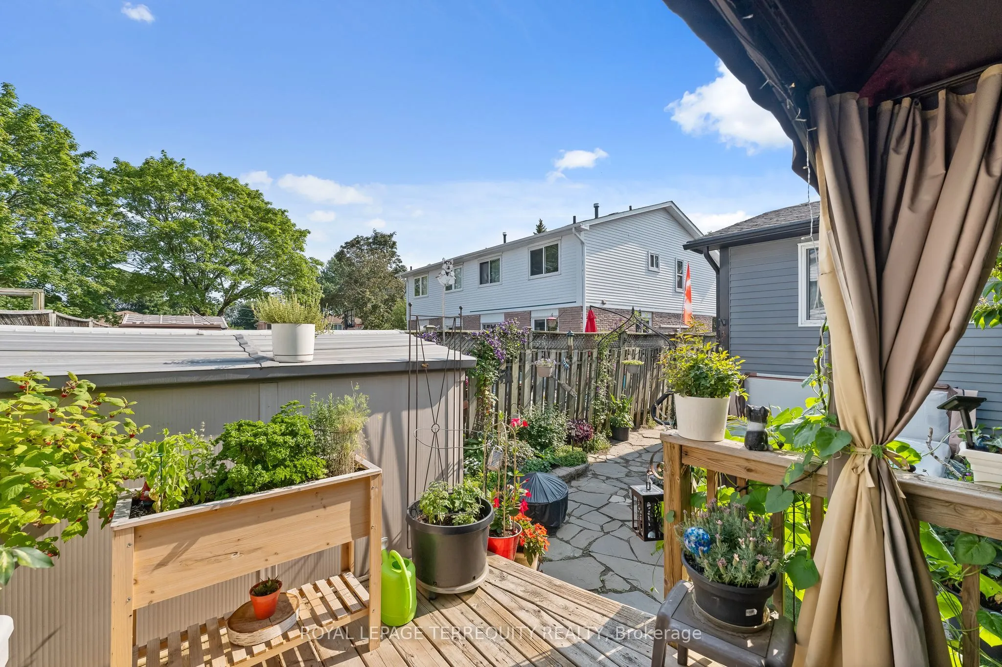 425 Lesabre Street
