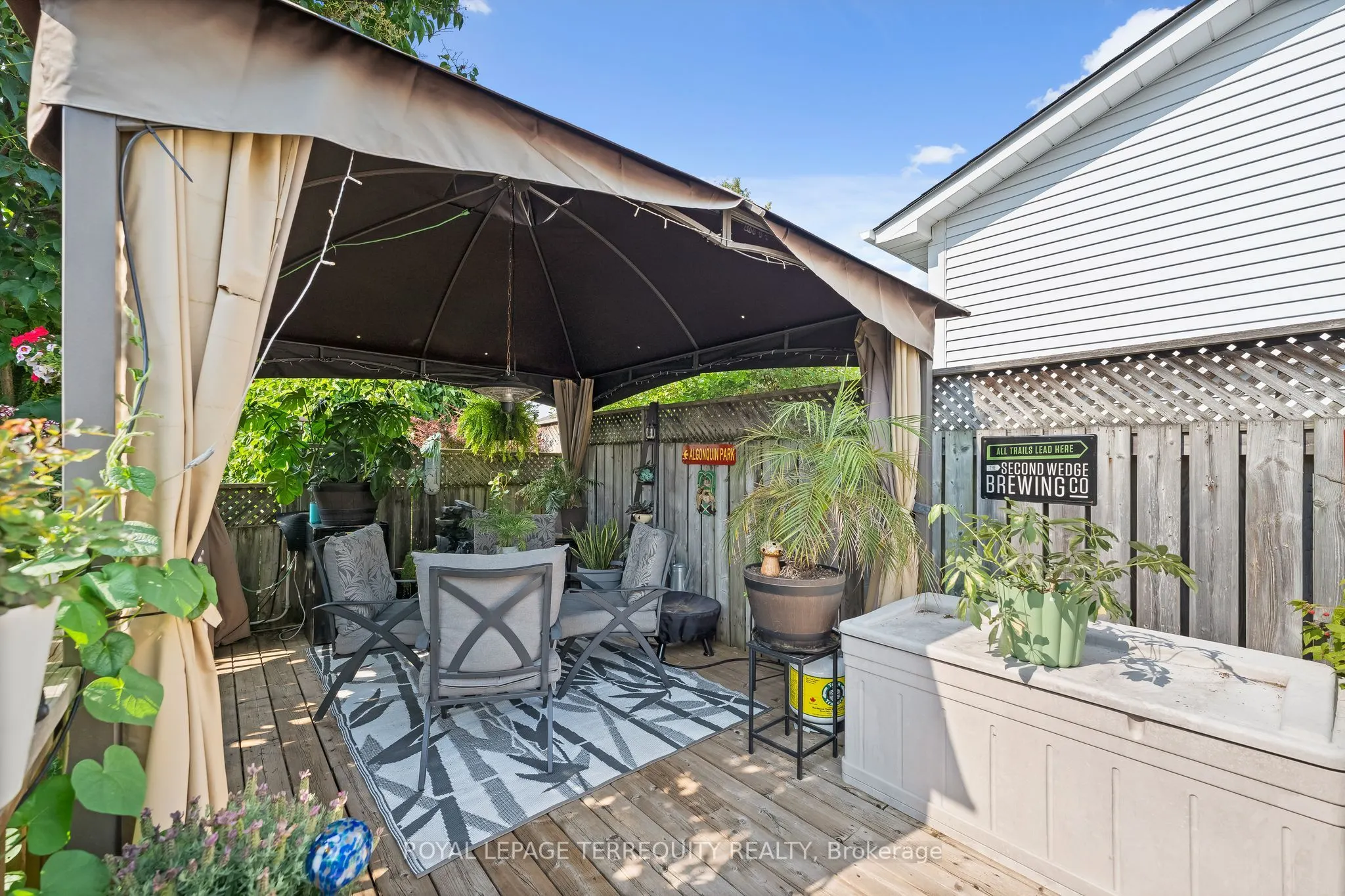 425 Lesabre Street