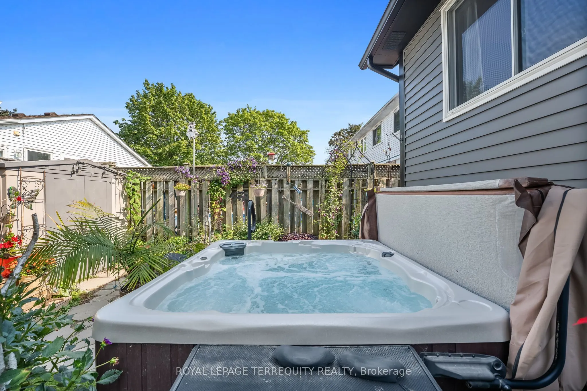 425 Lesabre Street