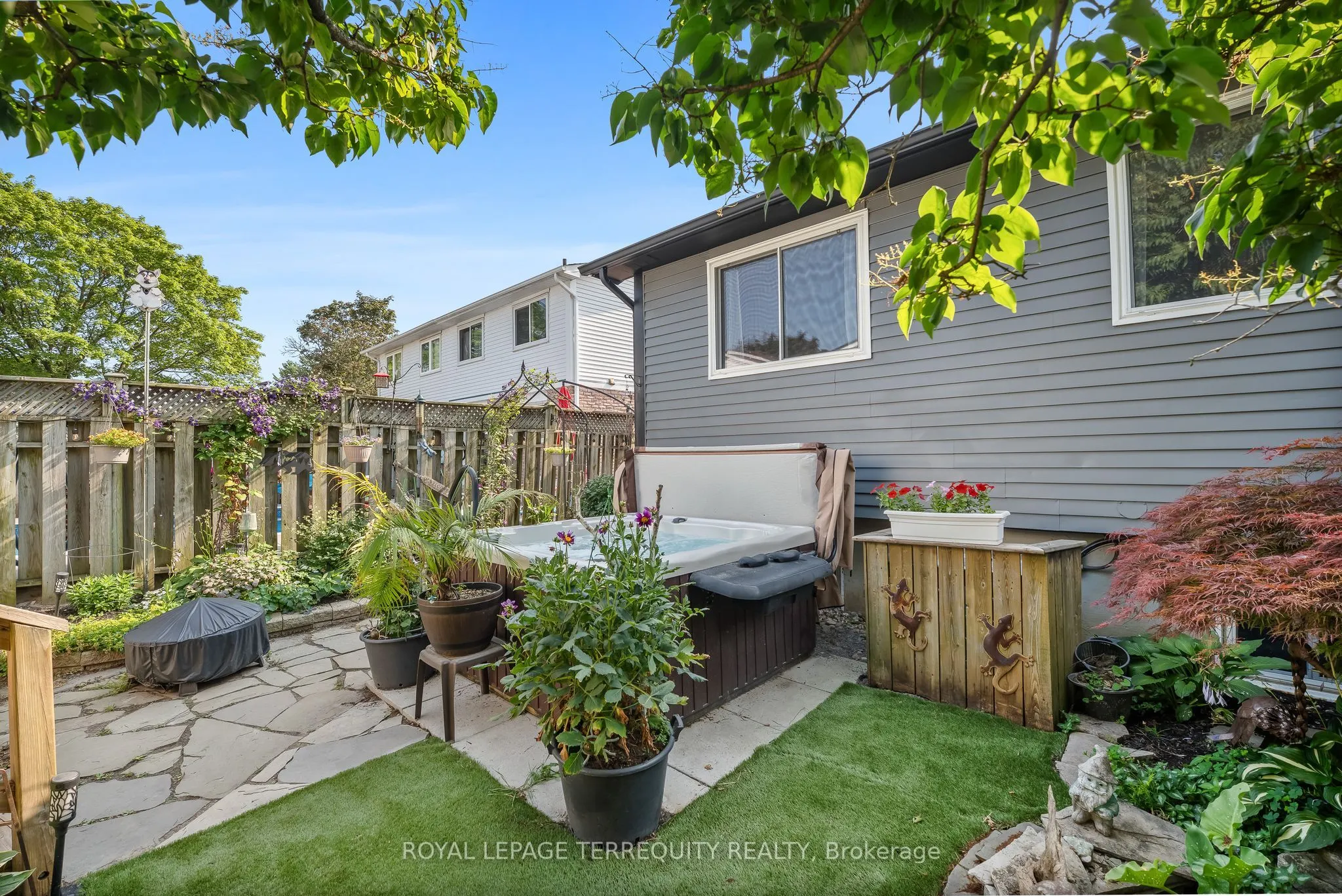 425 Lesabre Street