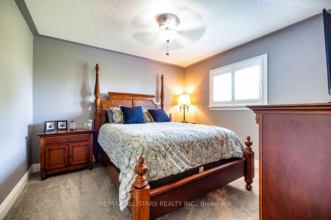 81 Hyland Crescent