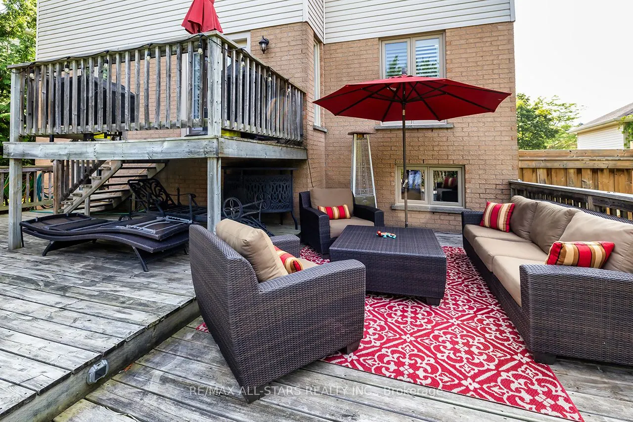 81 Hyland Crescent