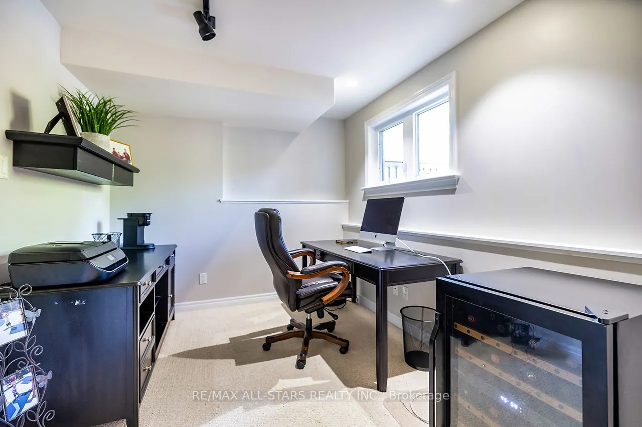 81 Hyland Crescent