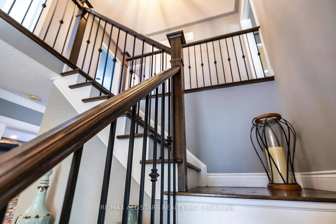 81 Hyland Crescent