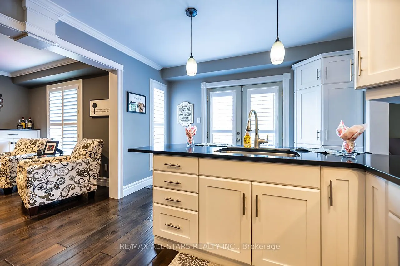 81 Hyland Crescent