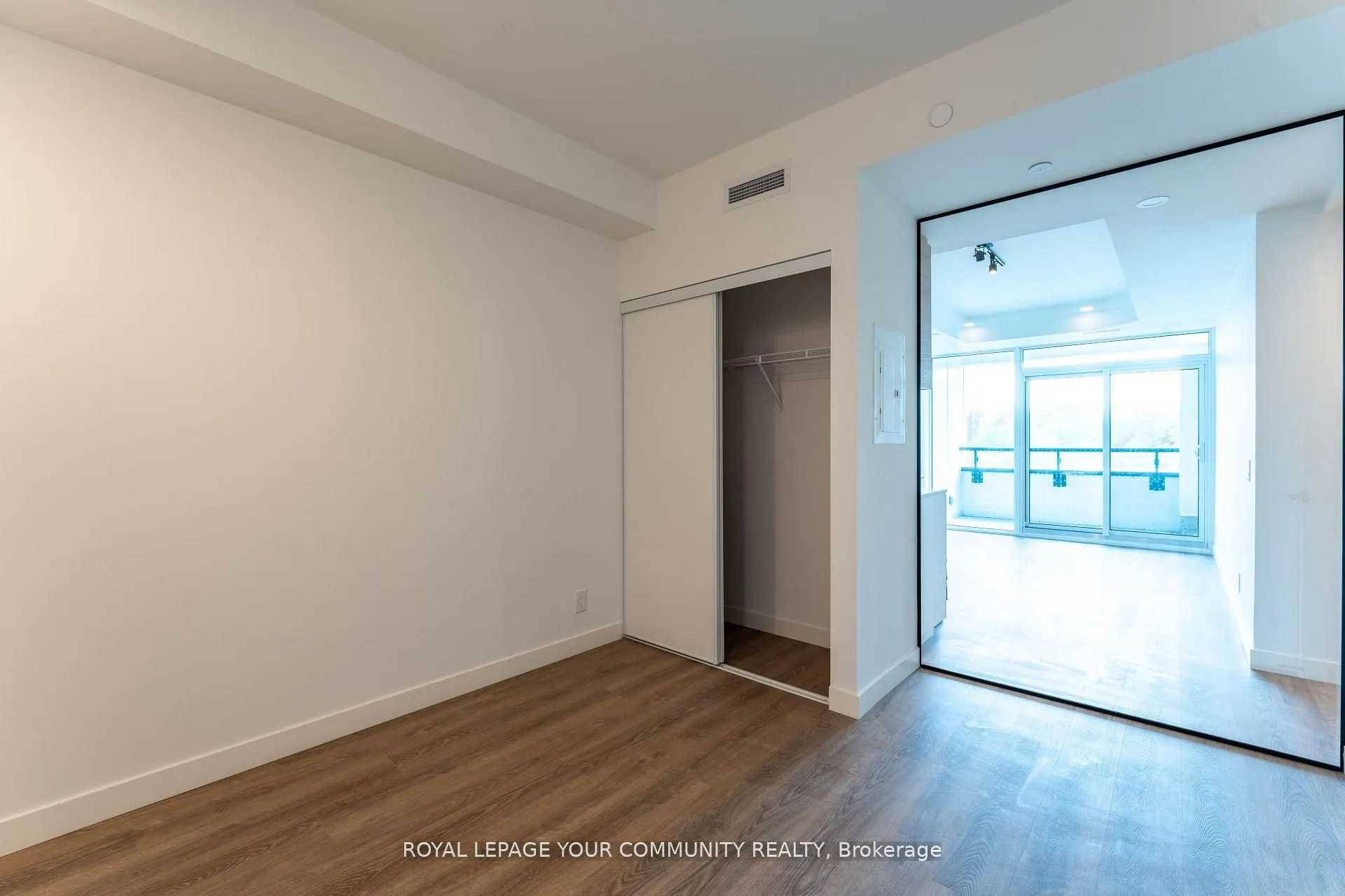 1050 Eastern Avenue E, #317