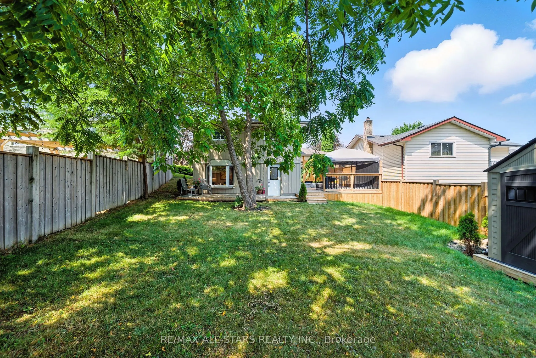 3 Lakeview Drive