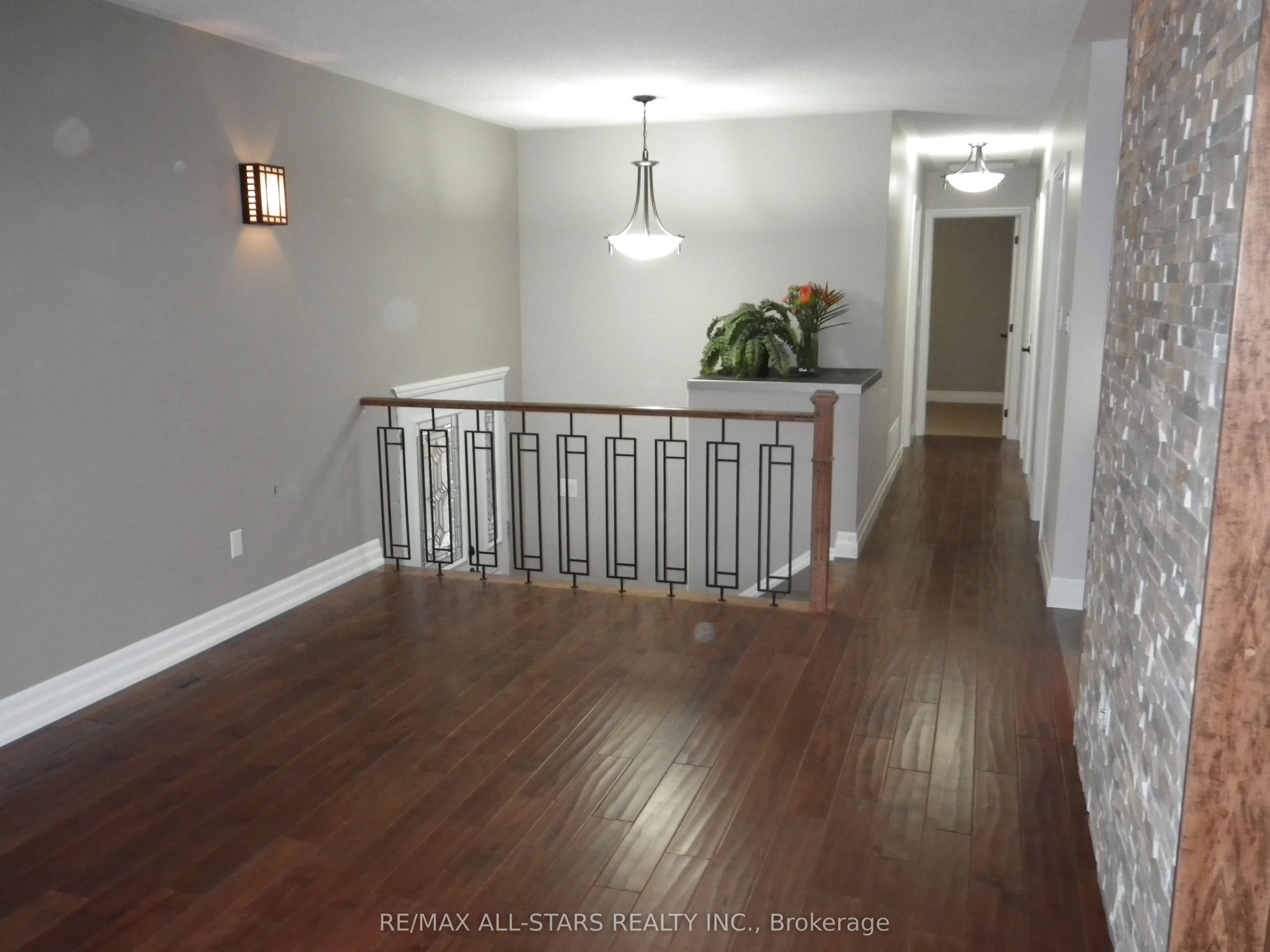 3 Lakeview Drive