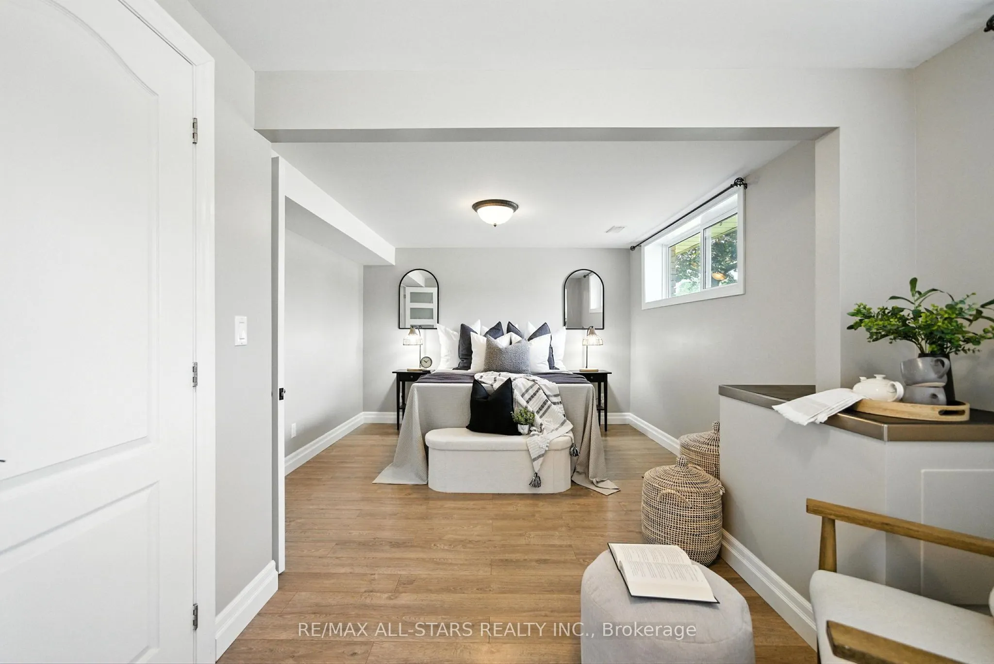 3 Lakeview Drive