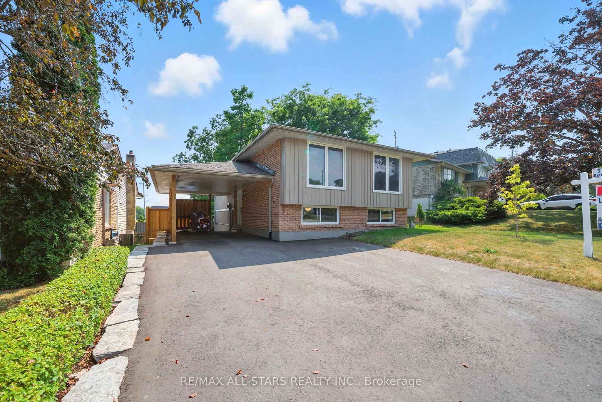3 Lakeview Drive