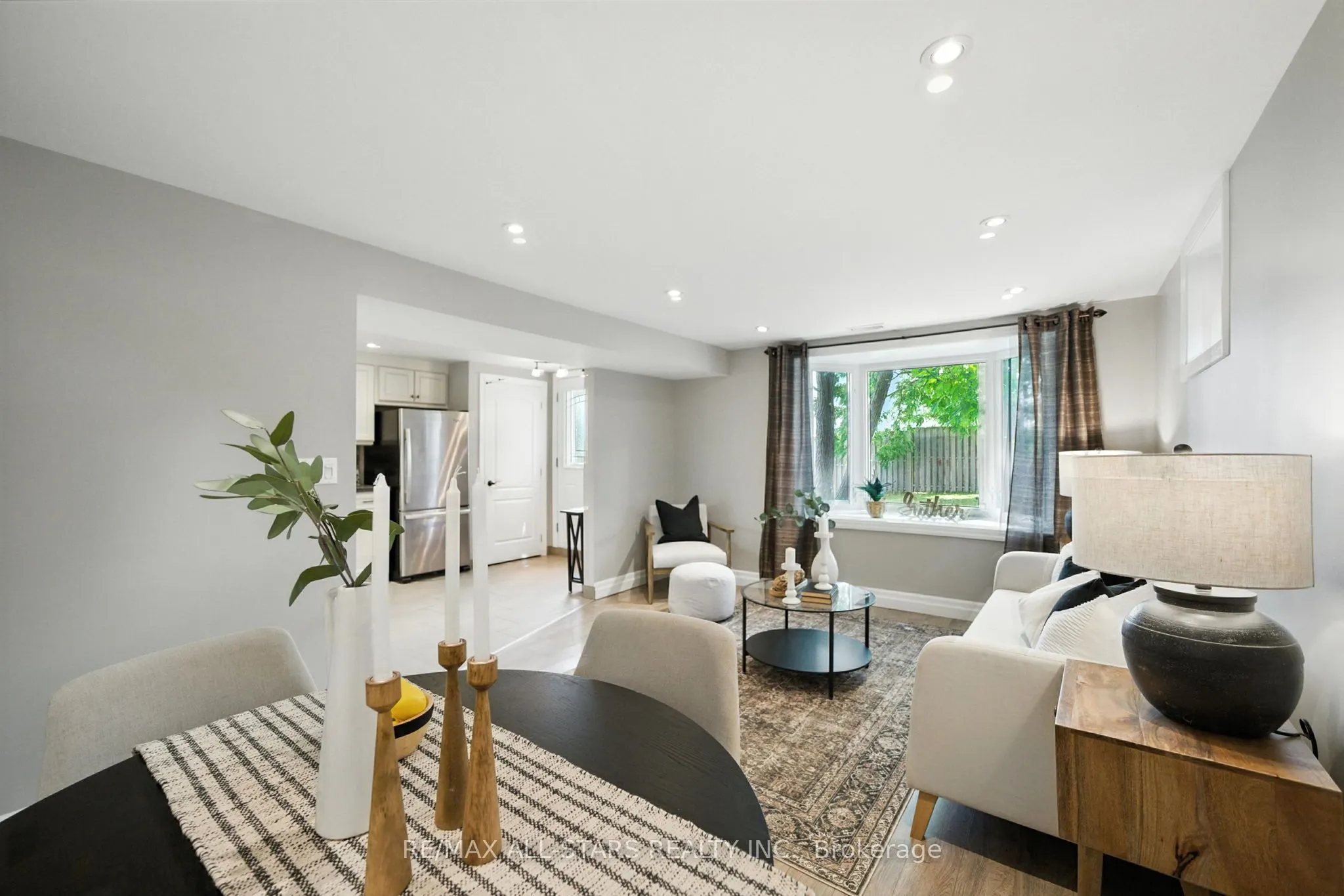 3 Lakeview Drive