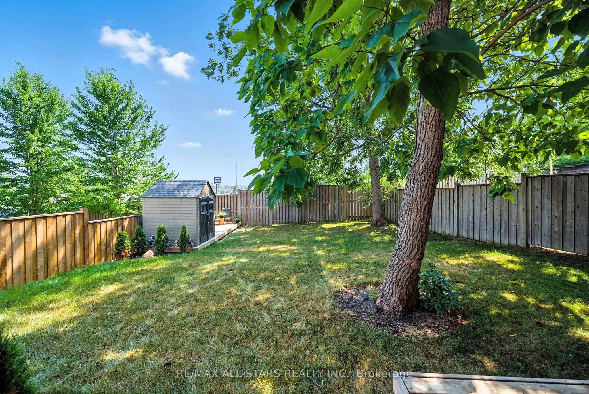3 Lakeview Drive