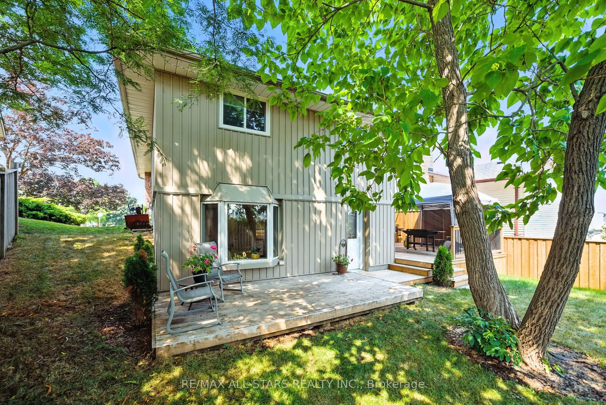 3 Lakeview Drive