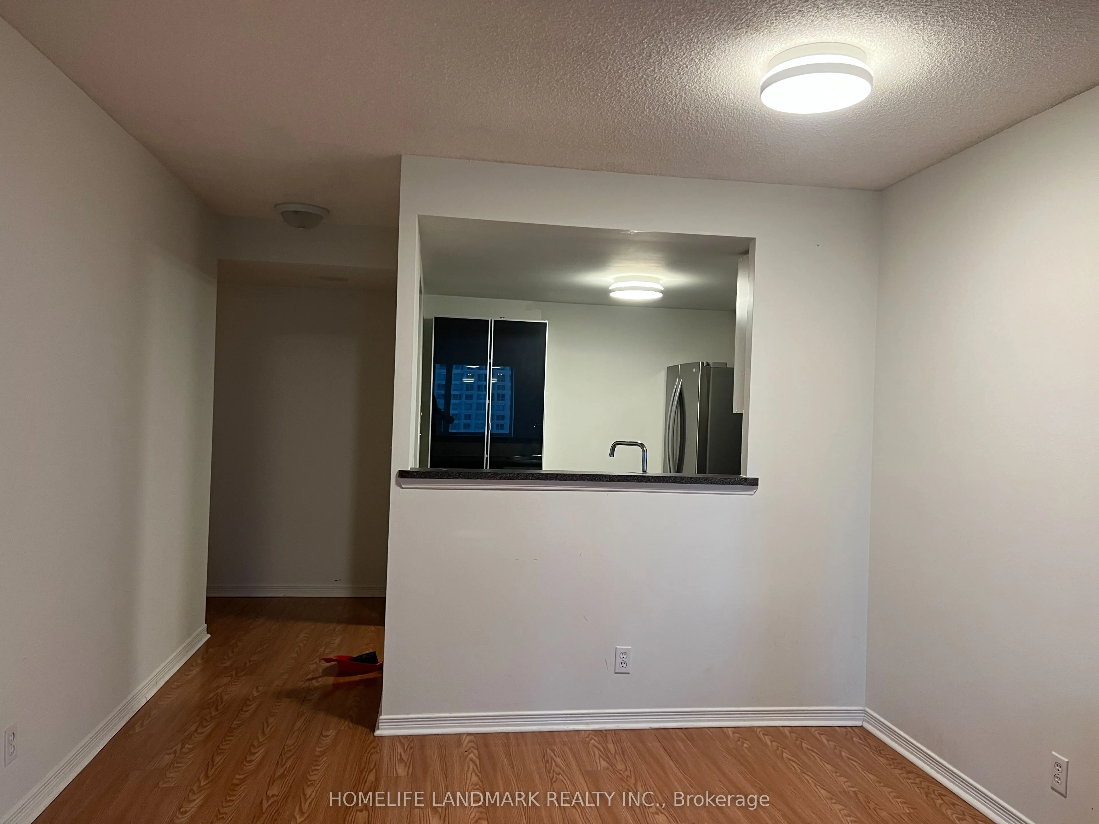 8 Lee Centre Drive, #803
