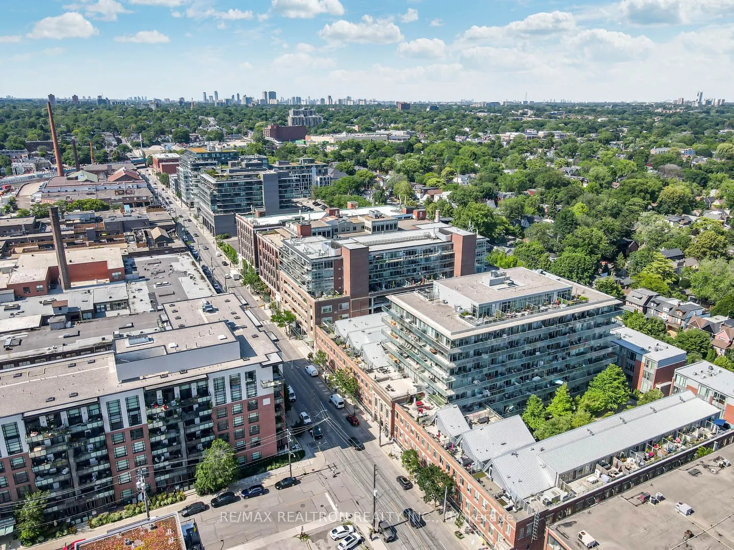 1006 Queen Street E