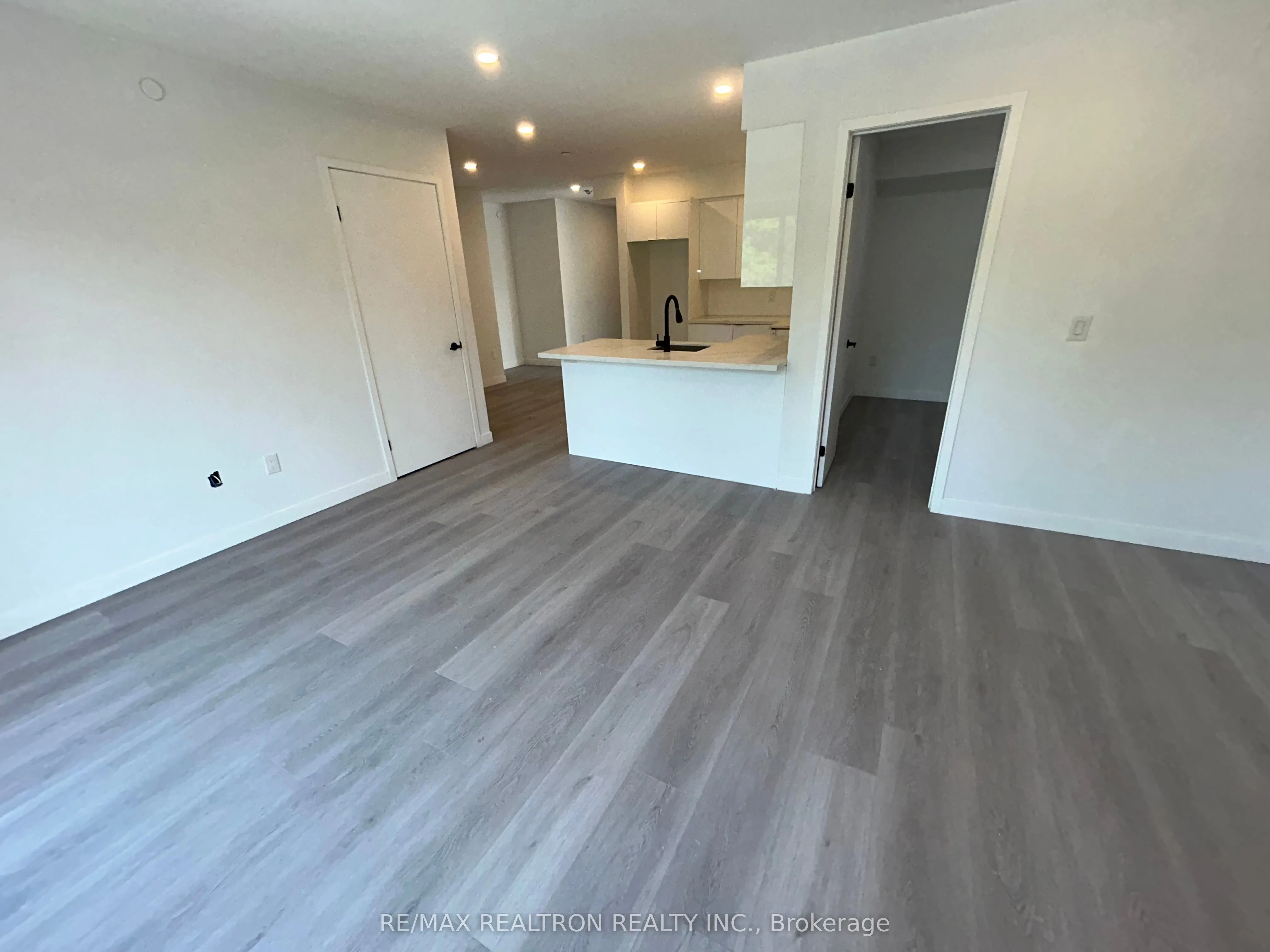 61 Orchard Park Drive, #302