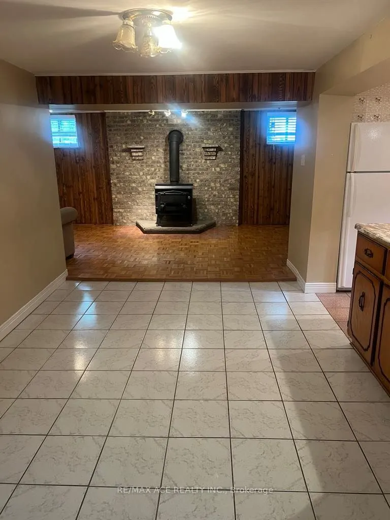 30 Oakridge Drive, #Bsmt