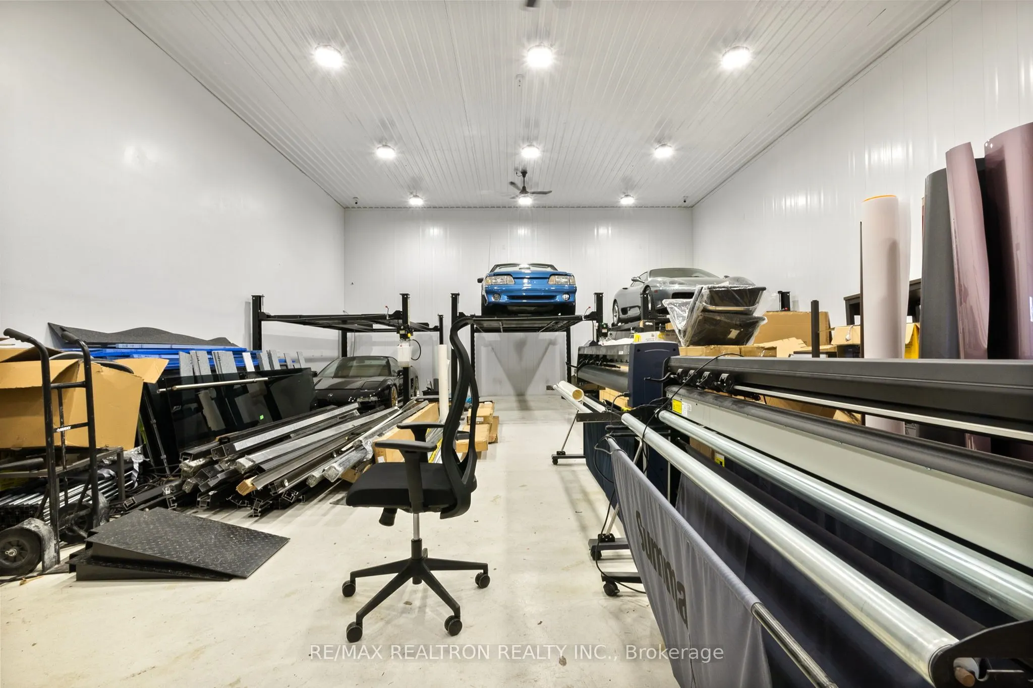 11151 Simcoe Street