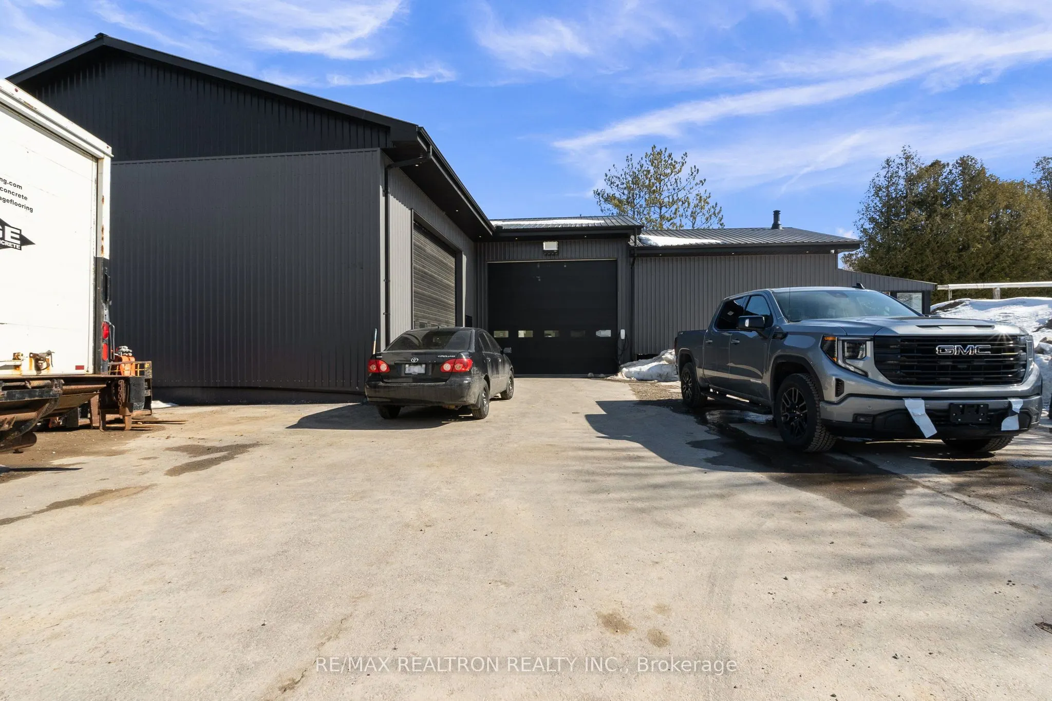 11151 Simcoe Street