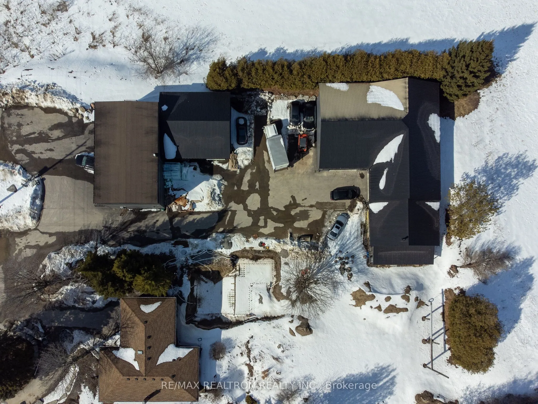 11151 Simcoe Street