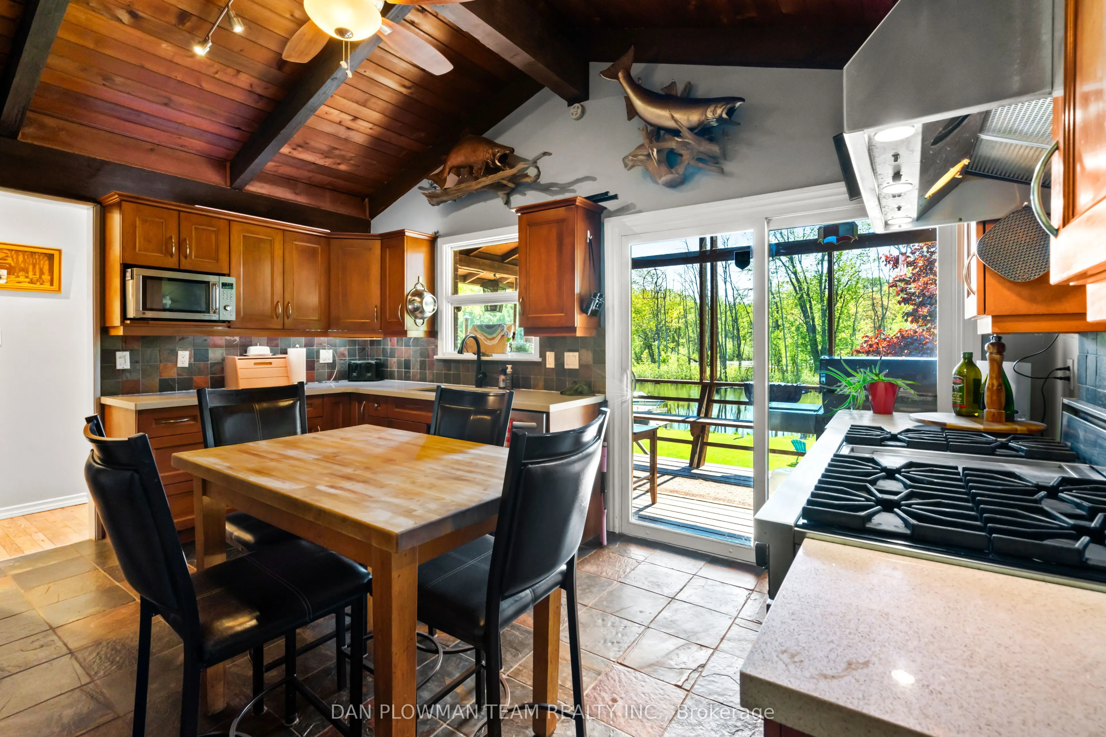 32 Nonquon Drive