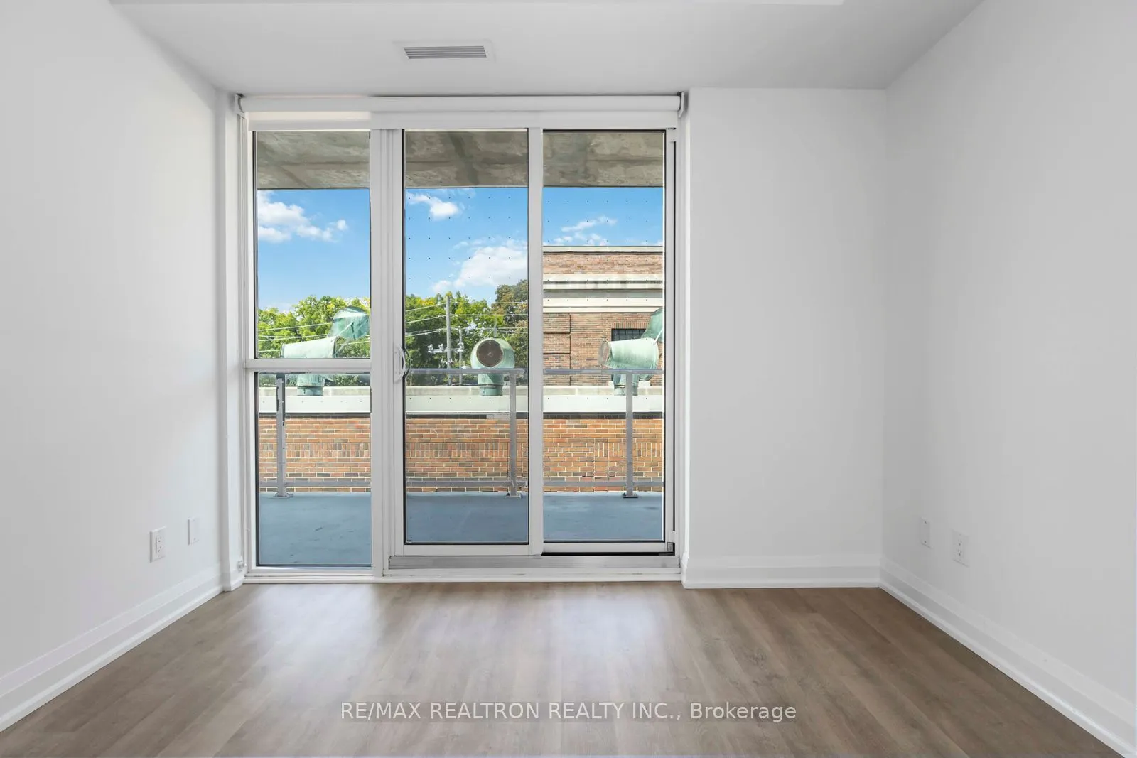 2369 Danforth Avenue SW, #316