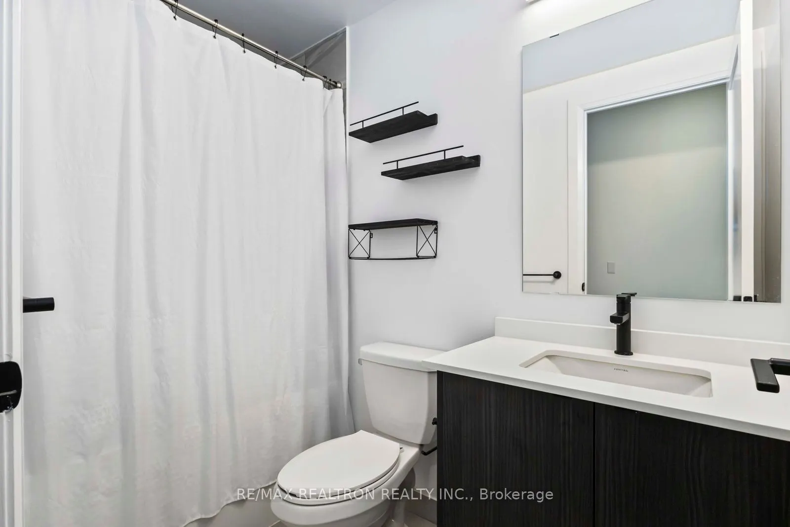 2369 Danforth Avenue SW, #316