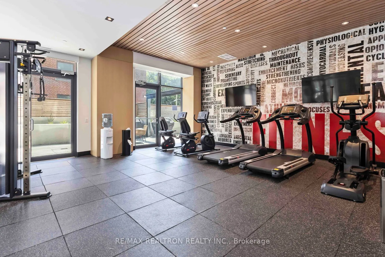 2369 Danforth Avenue SW, #316