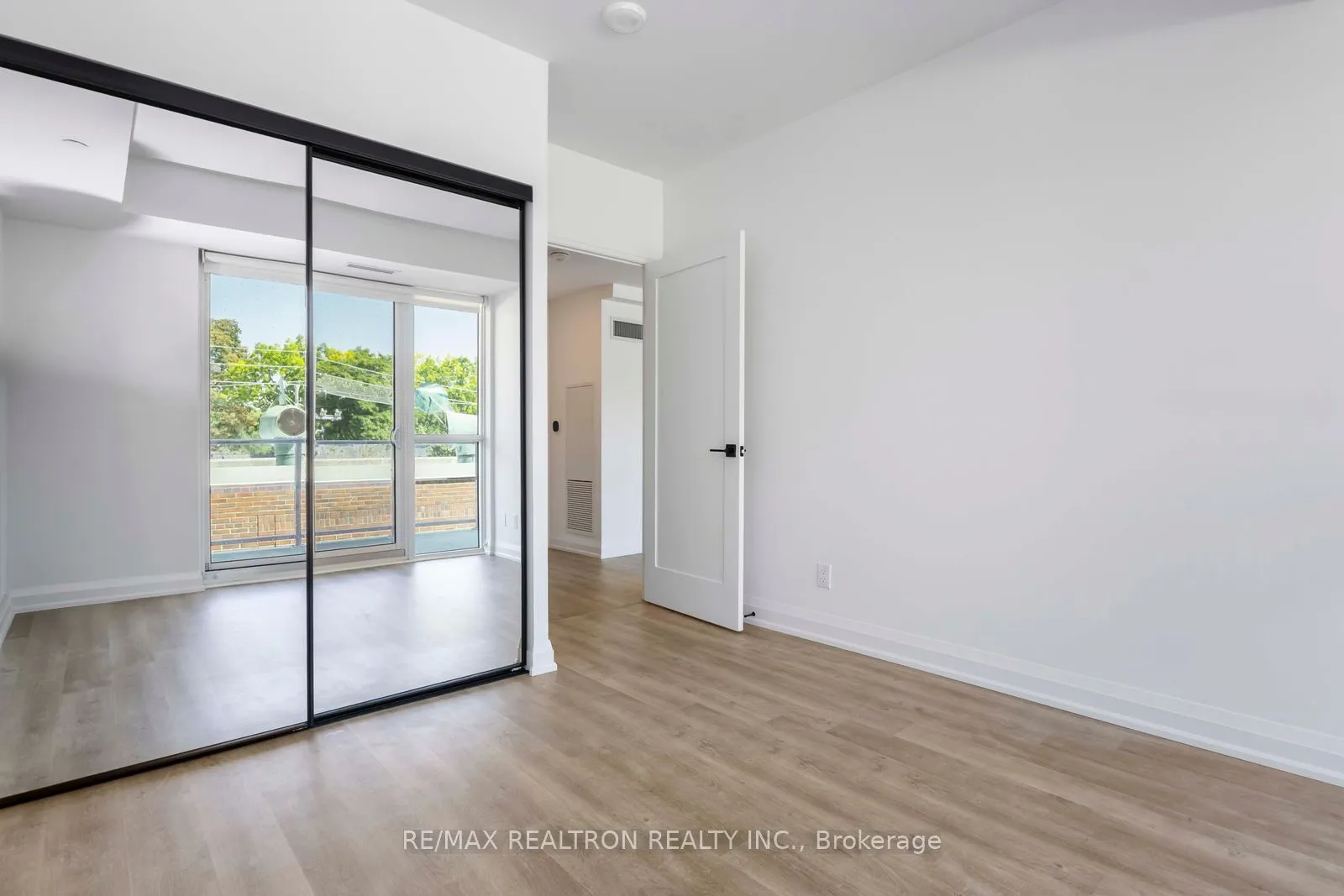 2369 Danforth Avenue SW, #316