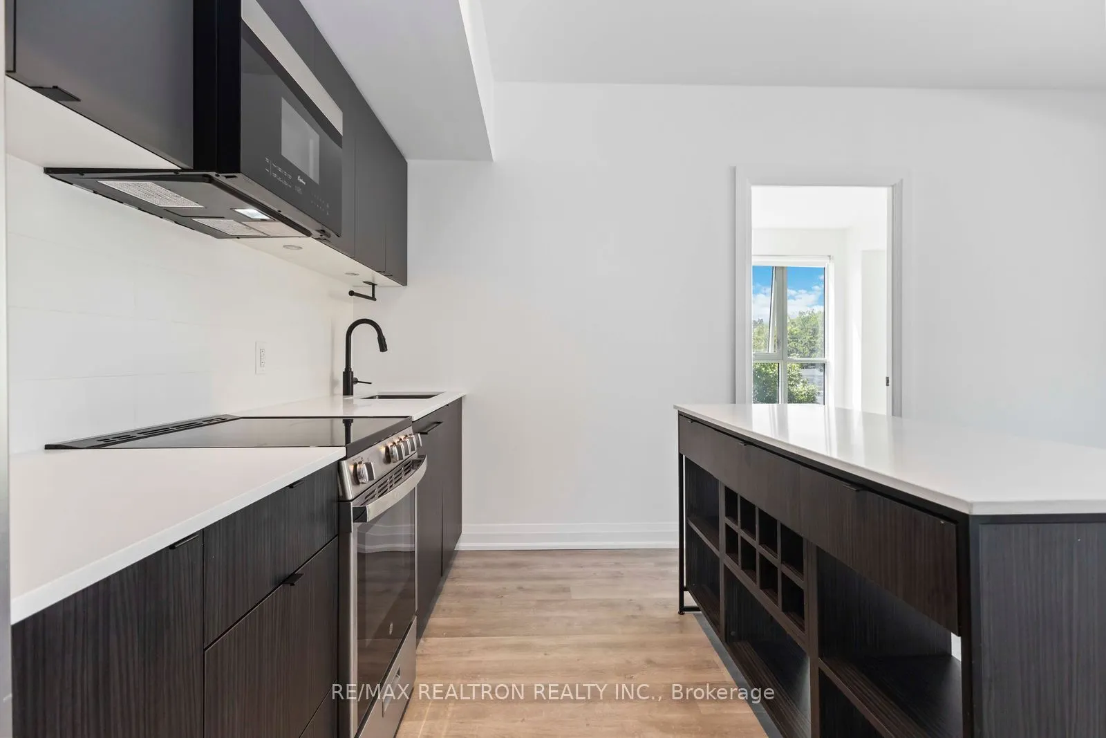 2369 Danforth Avenue SW, #316