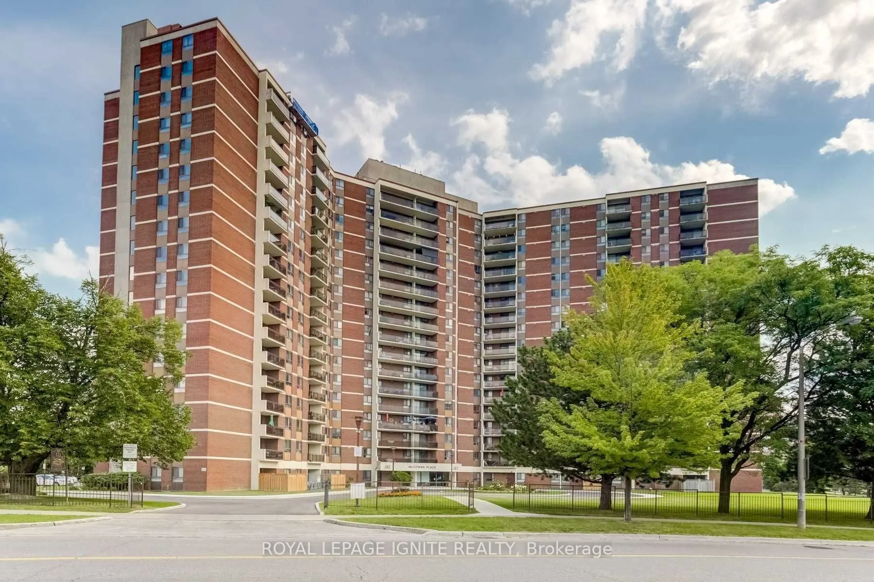 121 Trudelle Street, #405