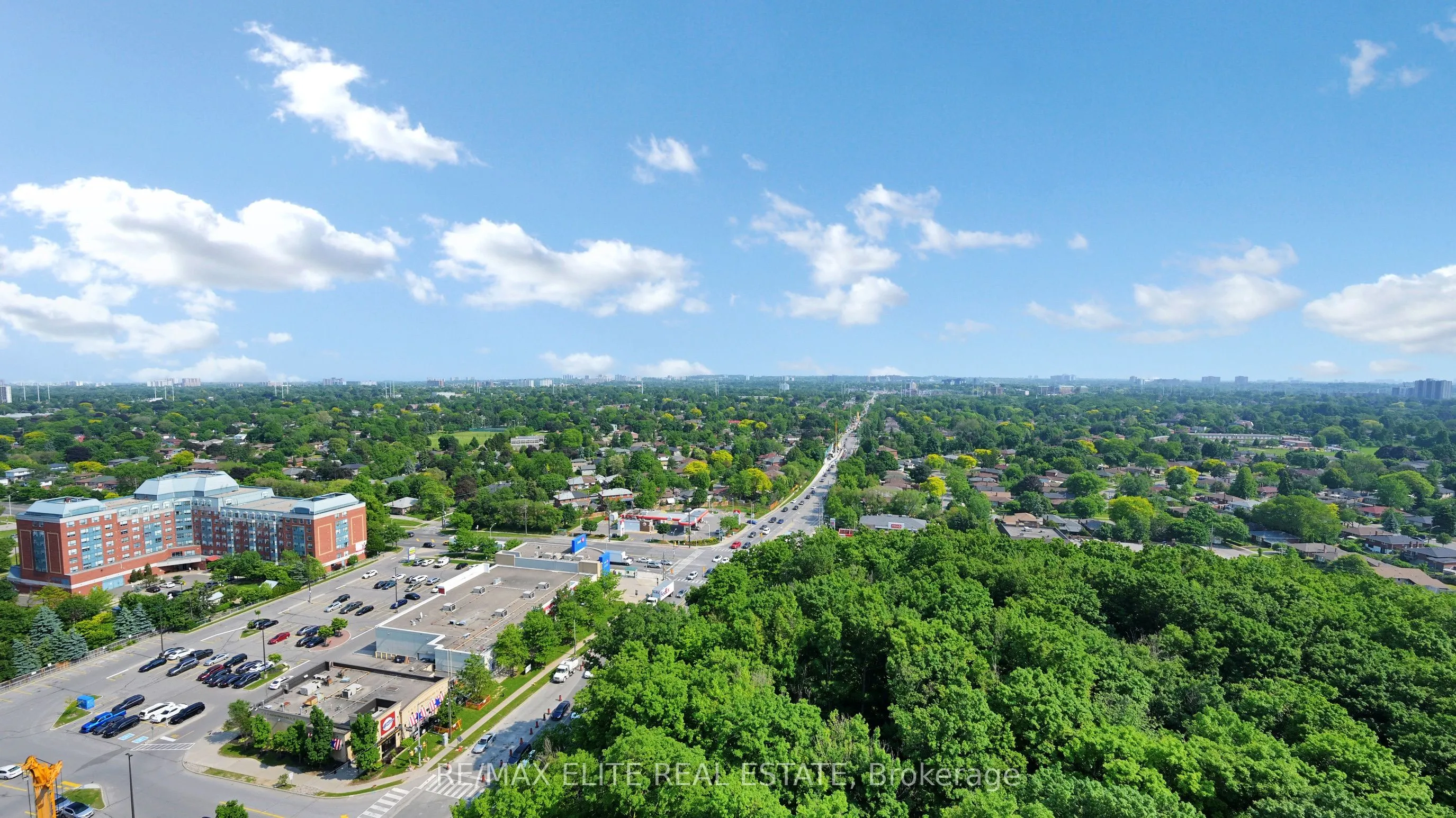 61 Town Centre Court E, #2401