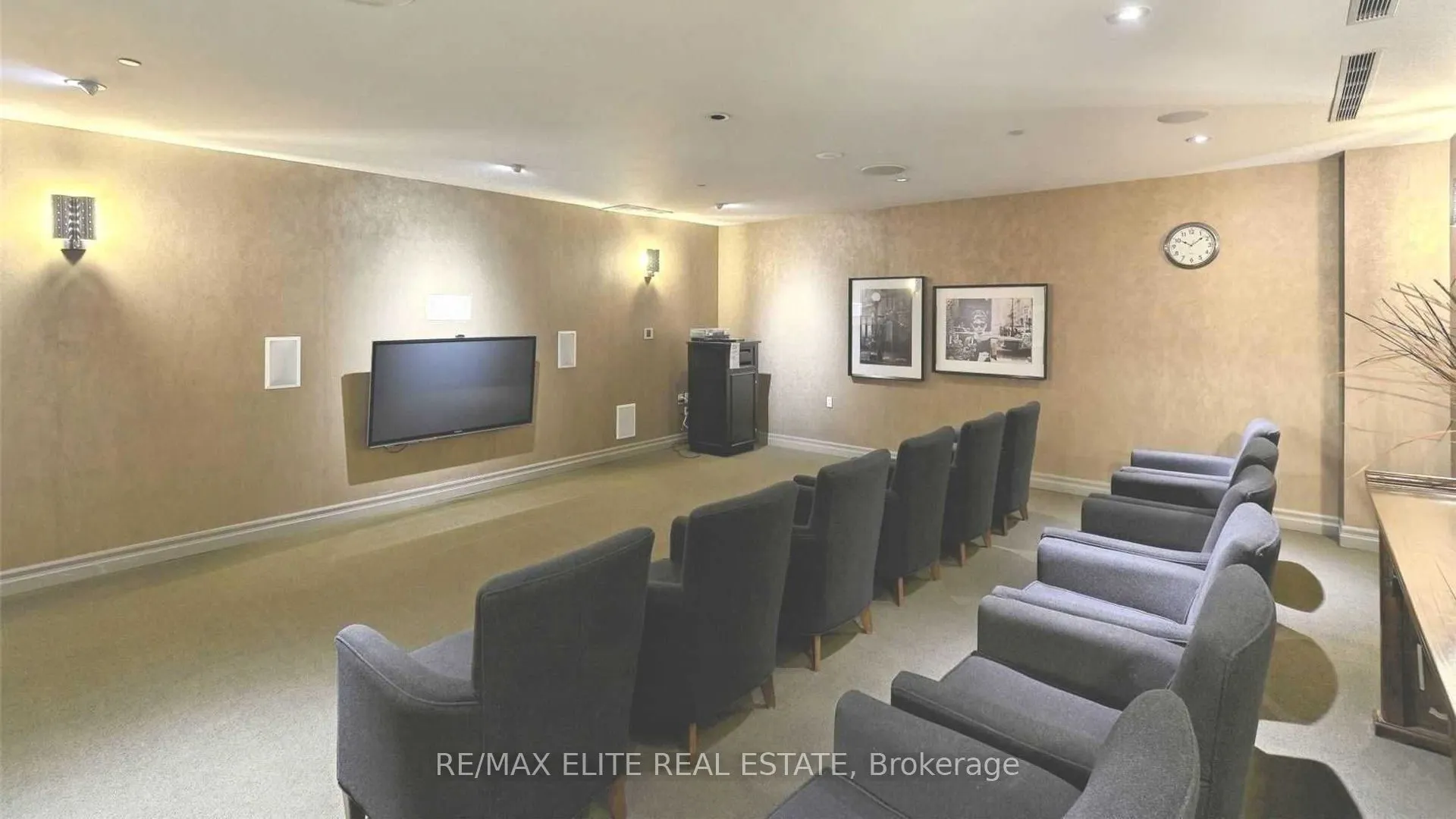 61 Town Centre Court E, #2401