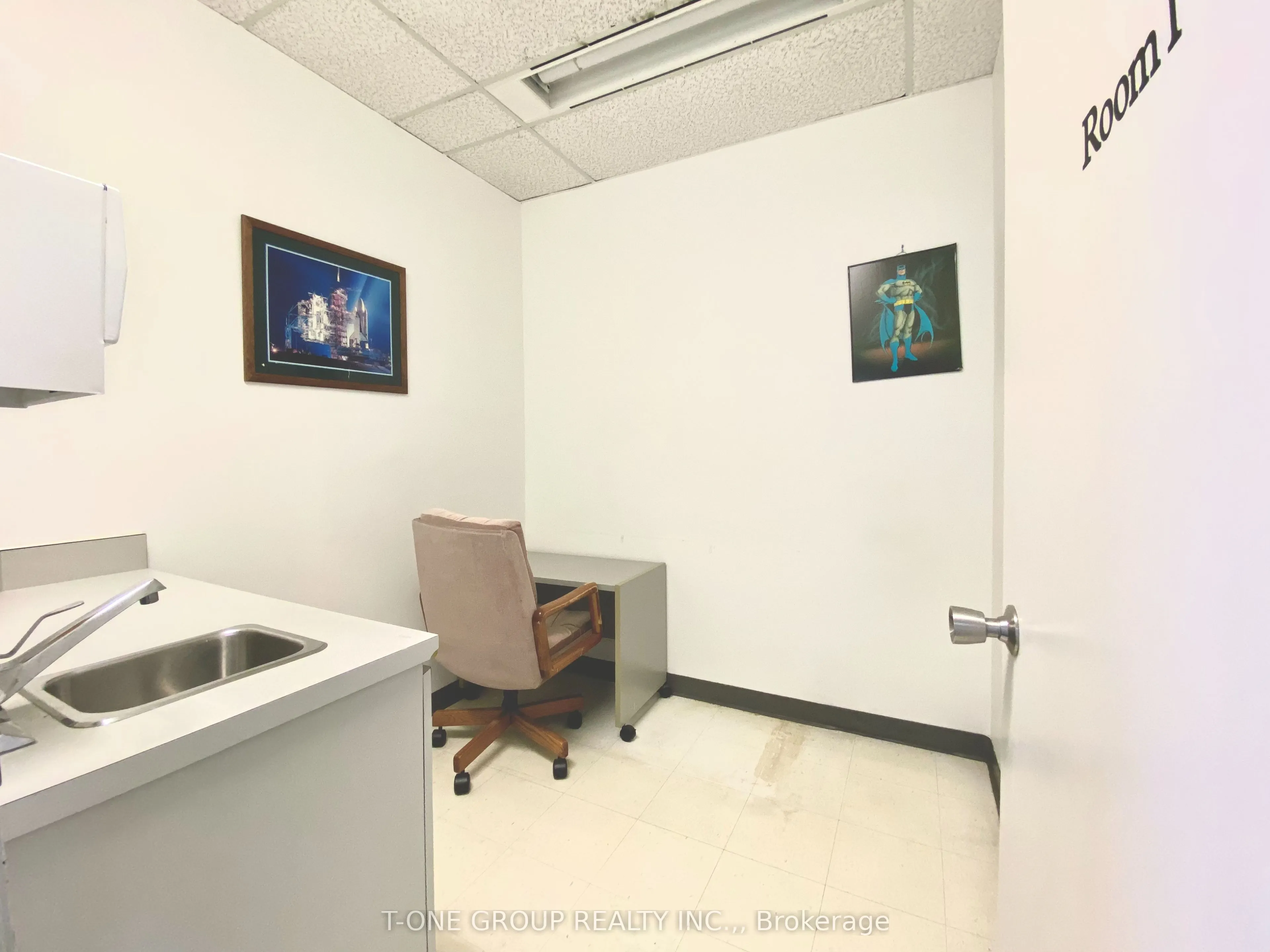 2347 Kennedy Road E, #407