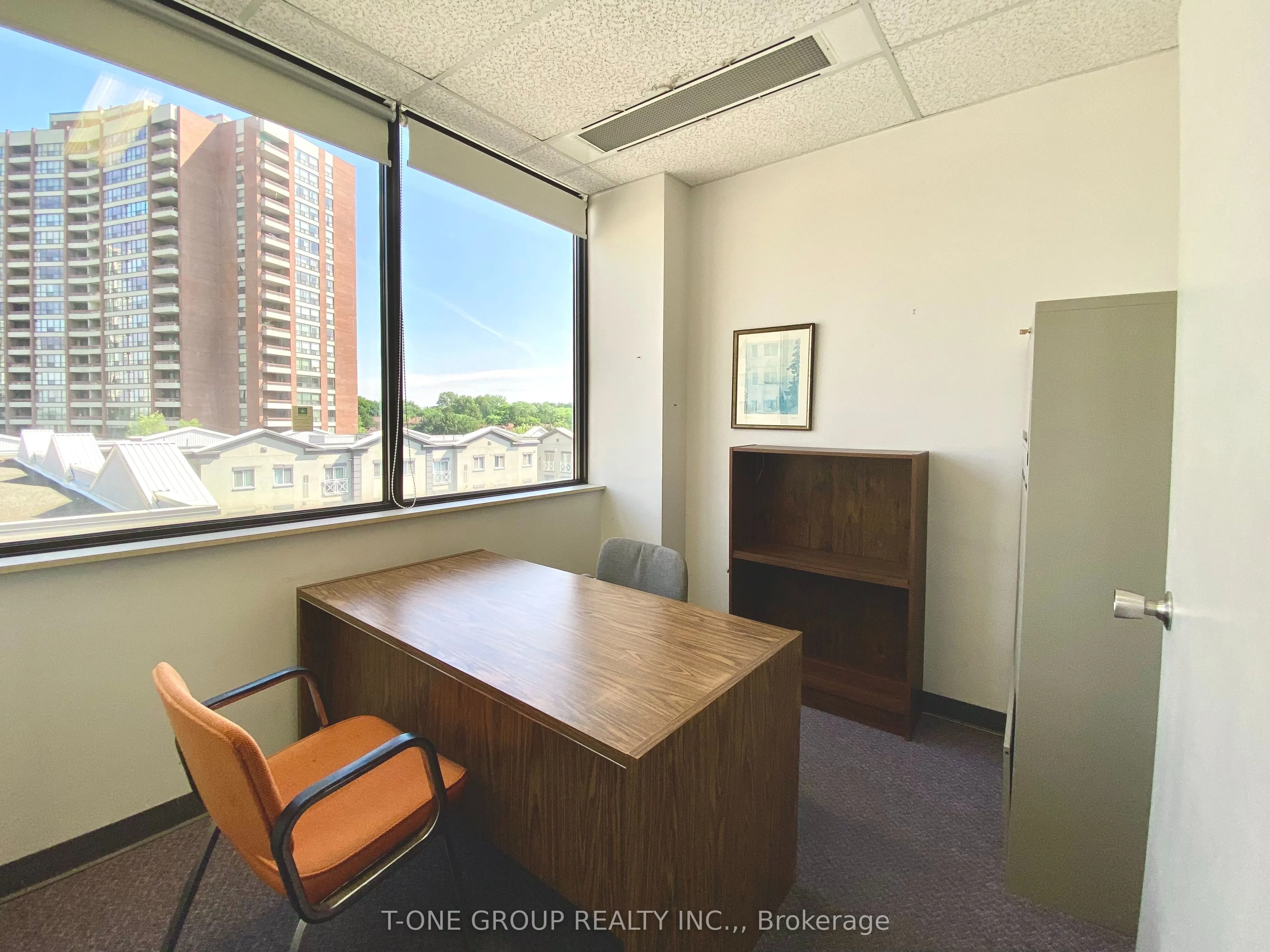 2347 Kennedy Road E, #407