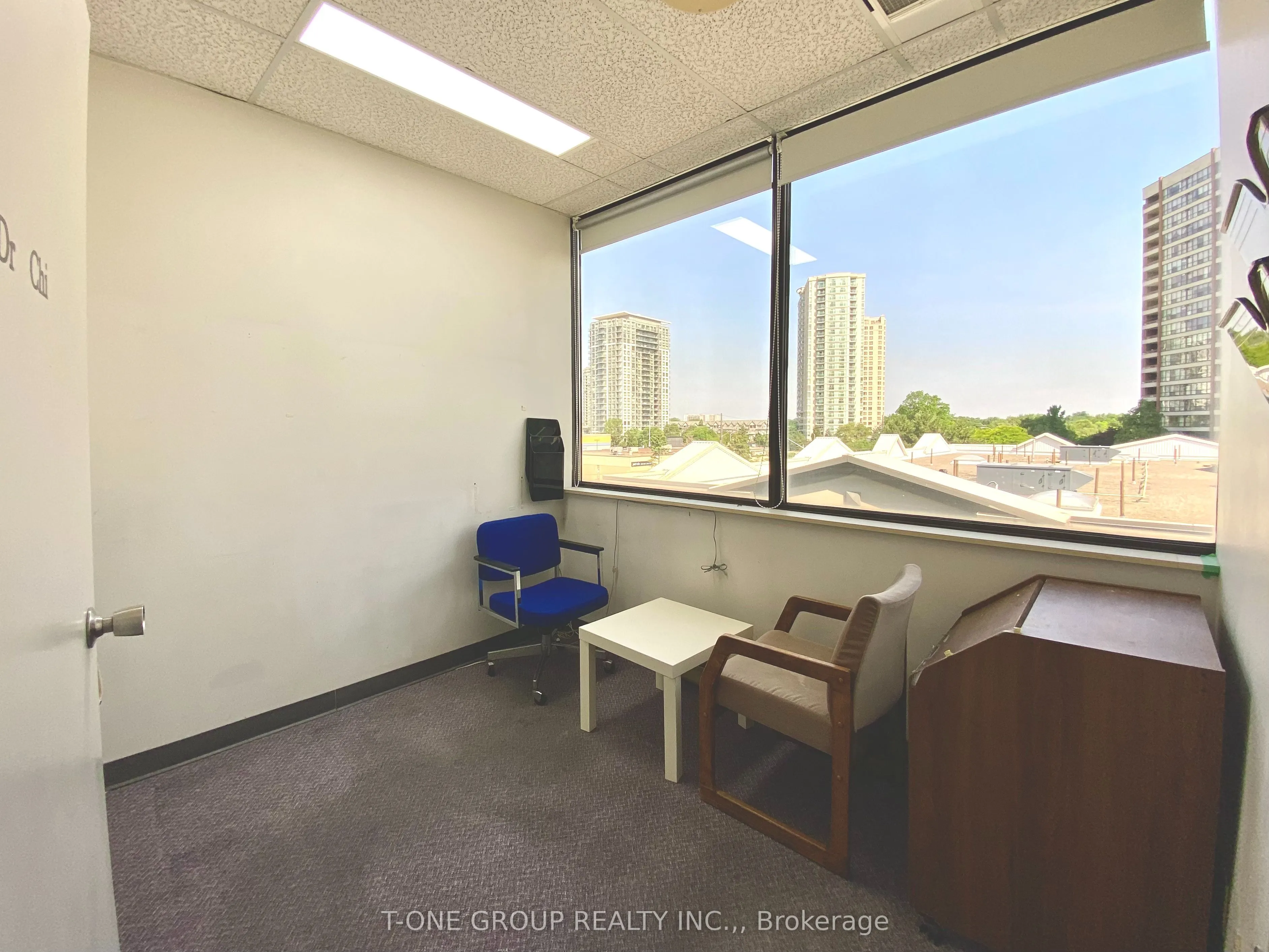 2347 Kennedy Road E, #407