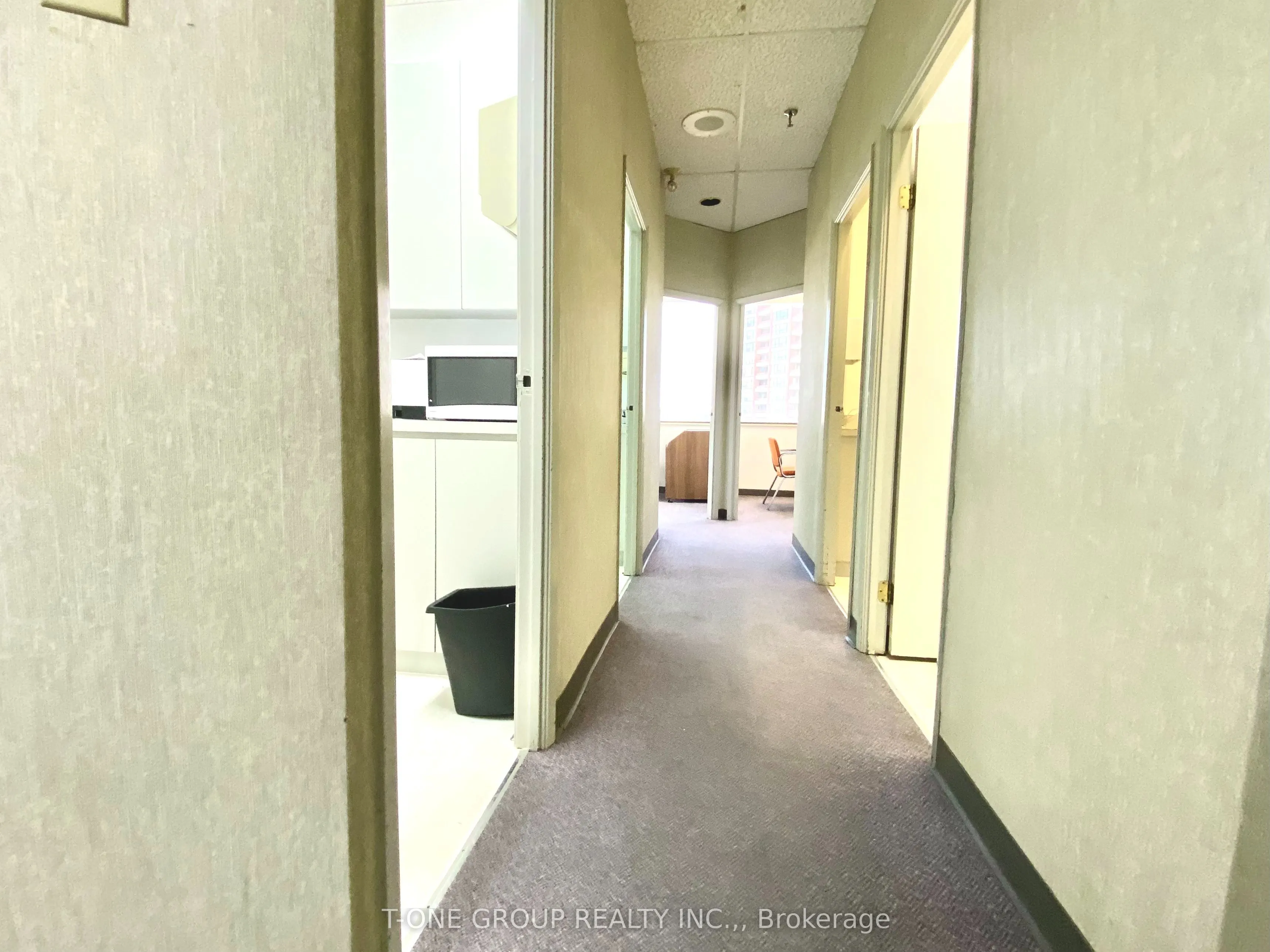 2347 Kennedy Road E, #407
