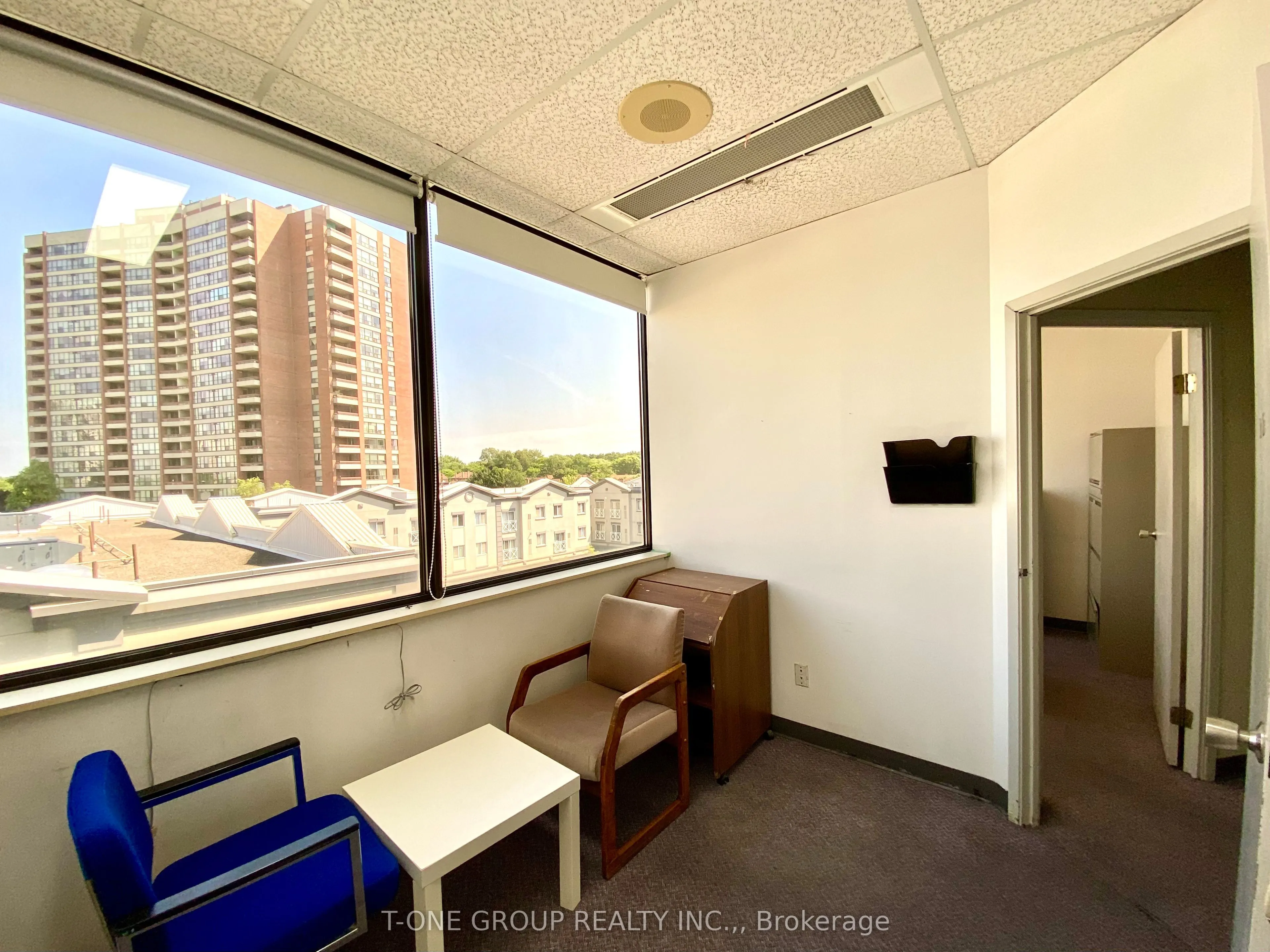 2347 Kennedy Road E, #407
