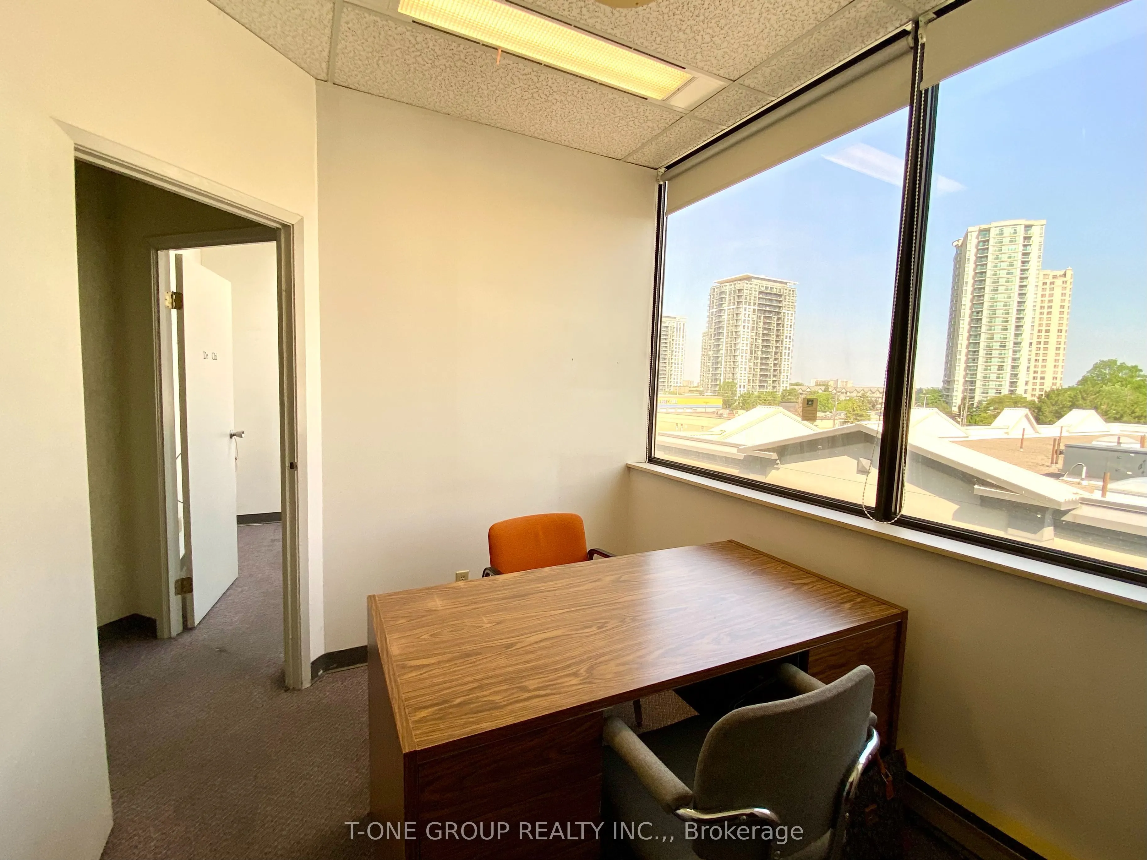 2347 Kennedy Road E, #407