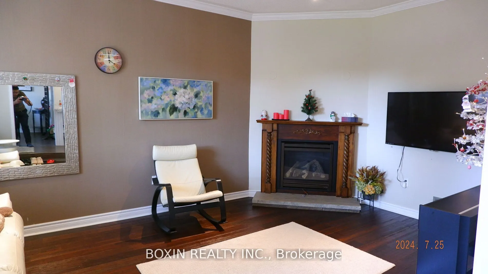 111 Guthrie Crescent E