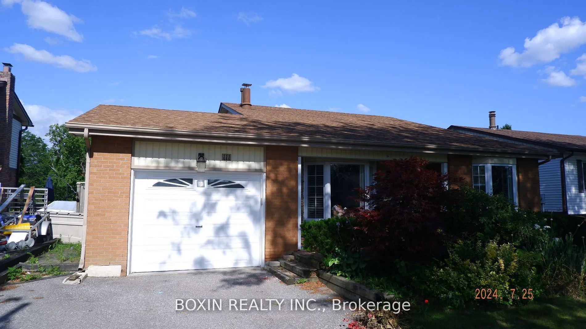 111 Guthrie Crescent E