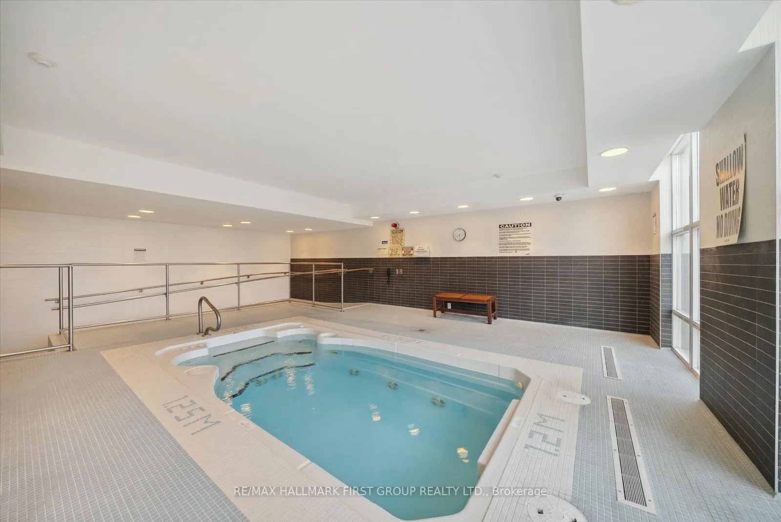 1600 Charles Street, #512