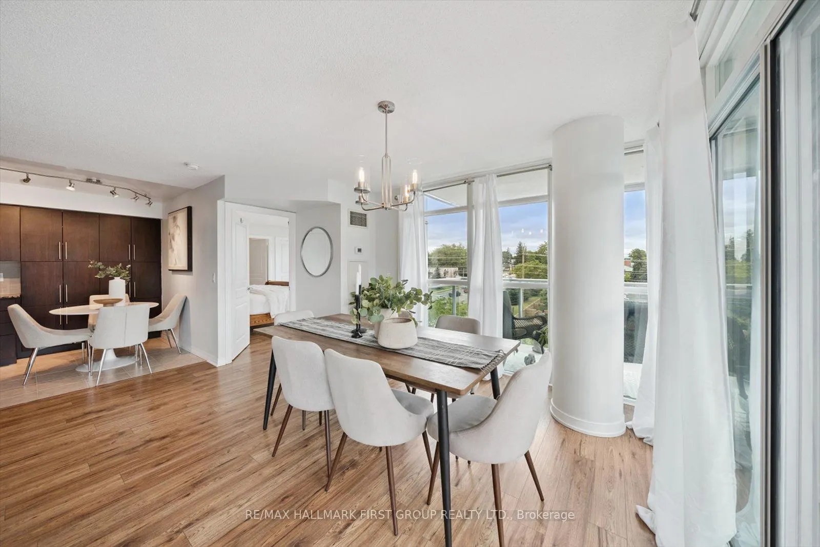 1600 Charles Street, #512
