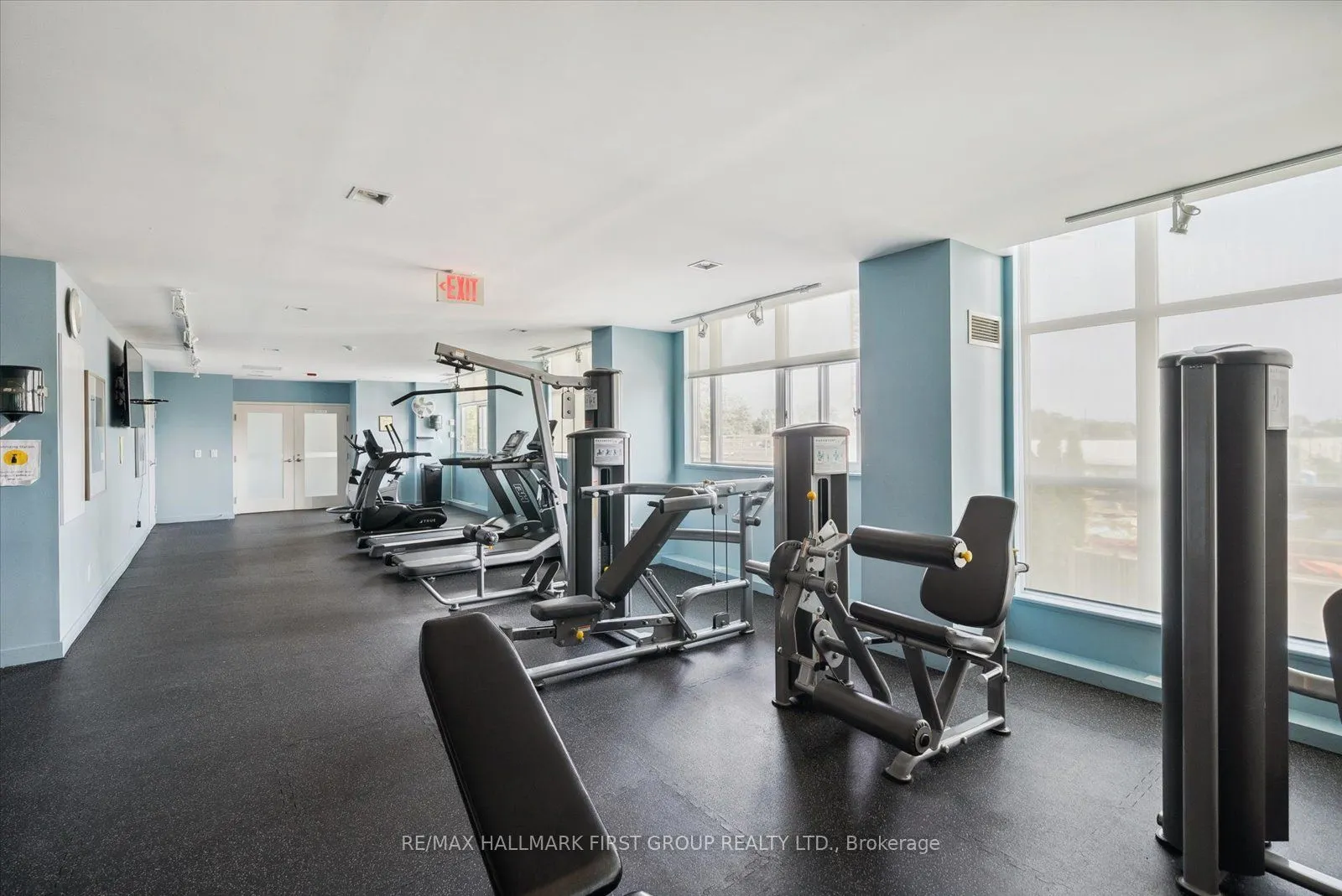 1600 Charles Street, #512