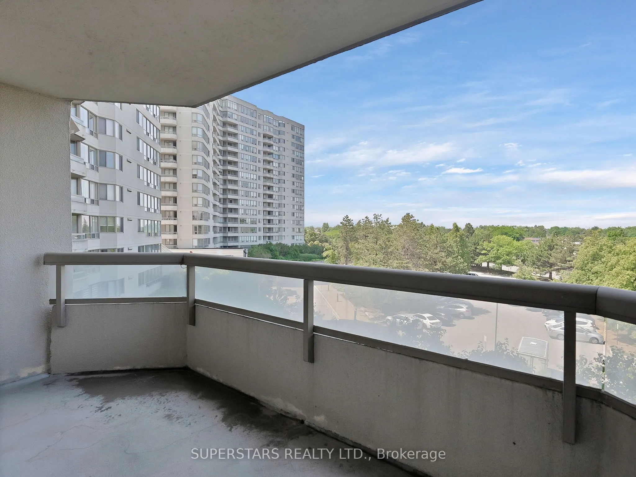 150 Alton Towers Circle, #409